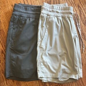 The North Face Women’s small Athletic Shorts Olive Green and Tan 9” length